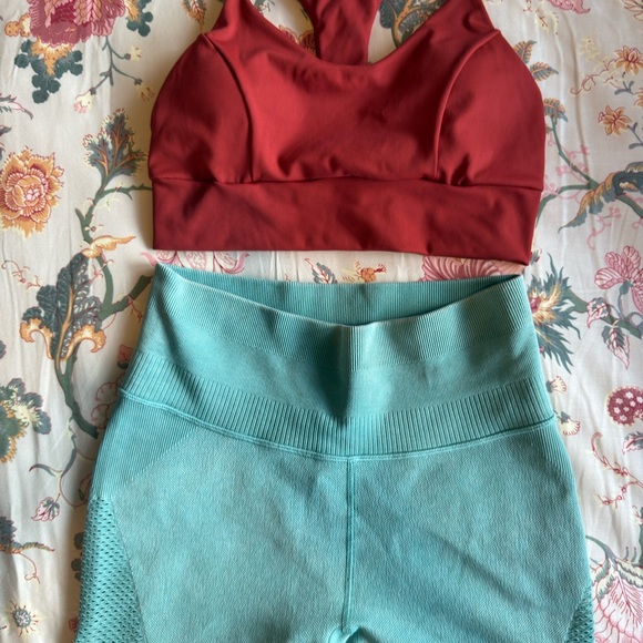 many praia fitnezs Pants - Women's joyLab Athletic Shorts in Teal & Brazilian padded workout top on Rust
